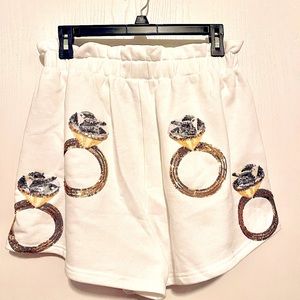Queen of Sparkles WHITE DIAMOND RING SHORT